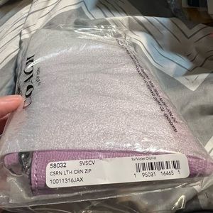 Coach corner zip wristlet - violet orchid